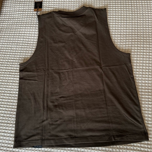 NWT NoBull Heavyweight Sleeveless Tee - Picture 3 of 4